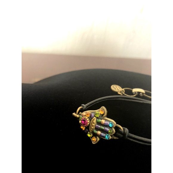 Michael Golan Bracelet Multi color crystals, gold tone setting, leather band C6 - Picture 4 of 5